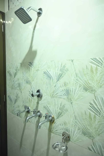 Bathroom 5, GOPINATH .P GUEST HOUSE, Varanasi