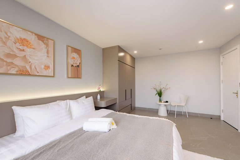 Room 4, Nagomi Apartment, Ba Đình