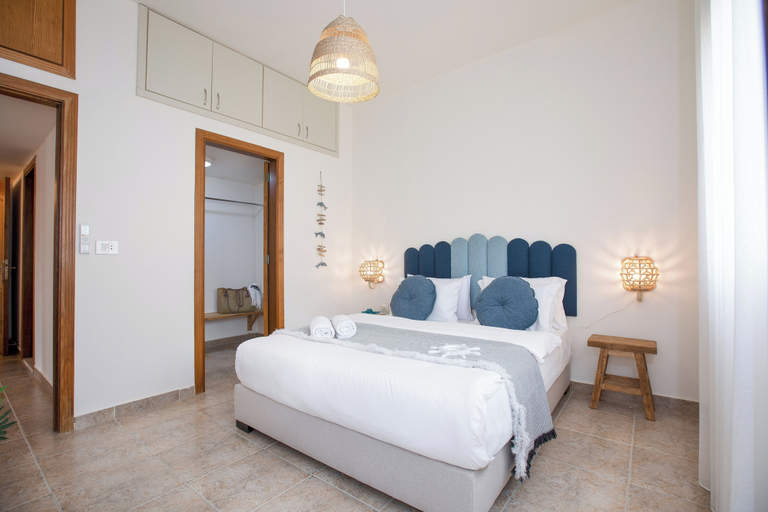 Room 5, Akl - Chic Apts & Balconies in Batroun, Batroun