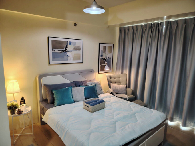 Room 2, Cheap Accommodation - Newport Boulevard, Pasay City