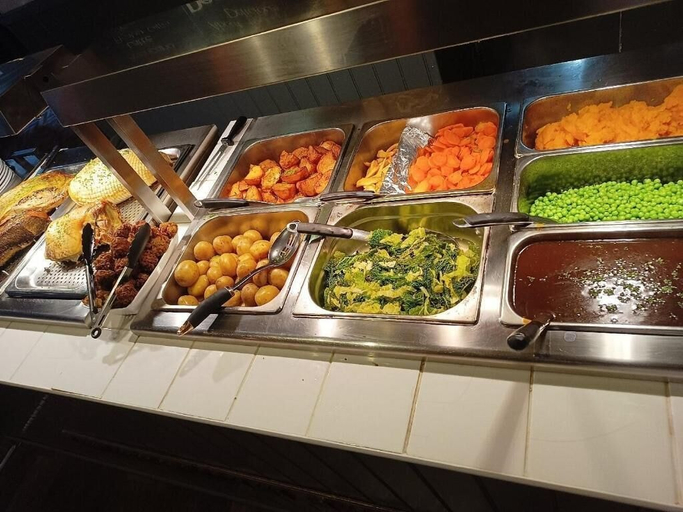 Food & Drinks, Ynyscedwyn Arms, Powys