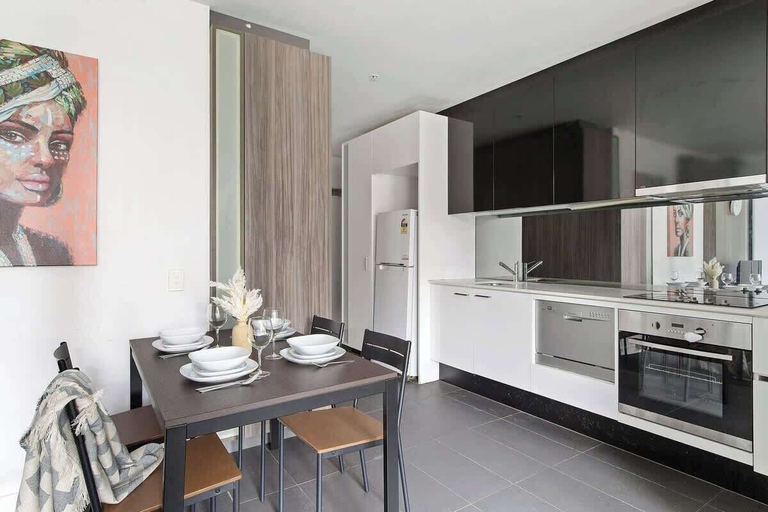 Interior 5, A Spacious 2BR Apt, Walk to Southern Cross Station, Melbourne