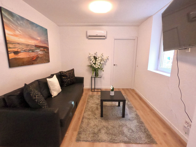 Living area 4, Oshun Valdecanillas, Madrid