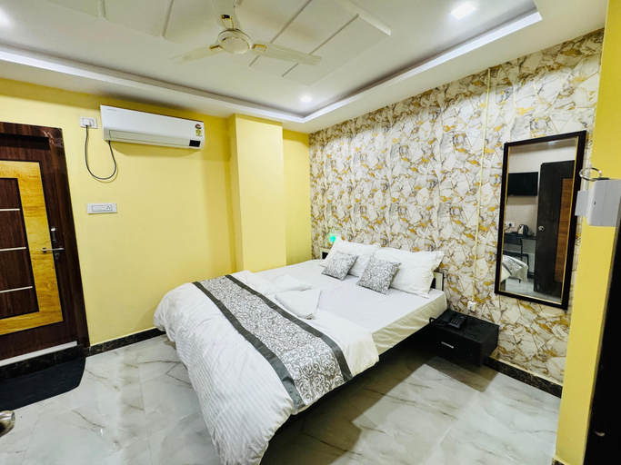 Room 4, Hotel Hyderabad Pulse, Ranga Reddy