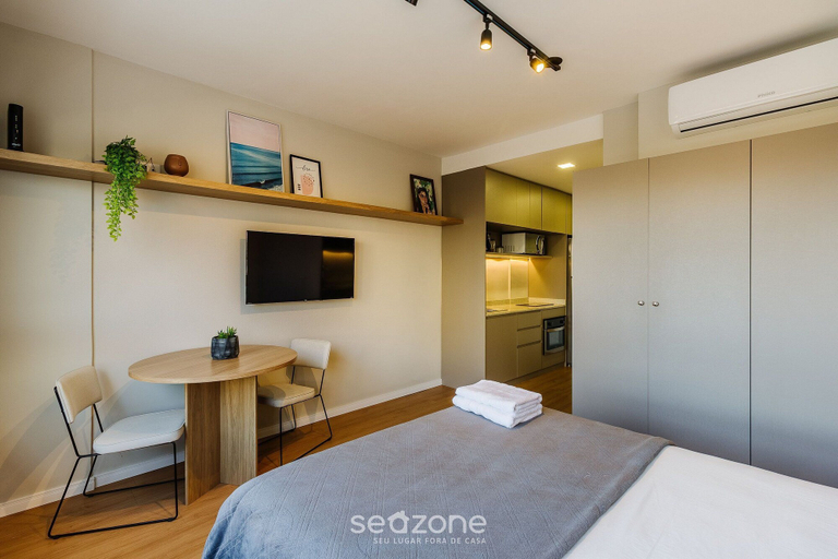 Room 4, Complete Studio Next to Pucrs Con408, Porto Alegre