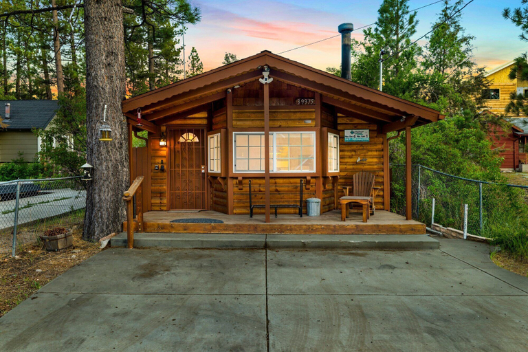 Exterior 4, Orchard Family Cabin #2560, San Bernardino