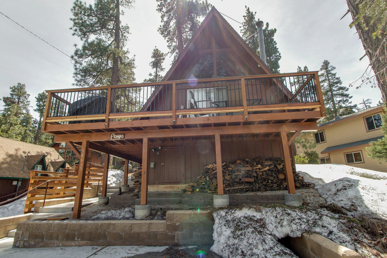 Exterior 3, Castle Rock Cabin #2, San Bernardino