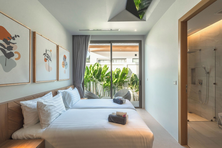 Room 2, BrandNewBeautifulVillaKamalabeachv157, Phuket Island