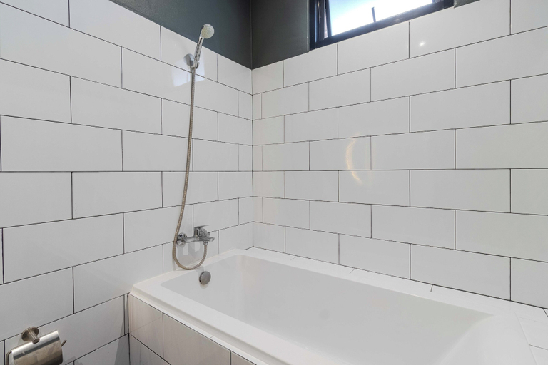 Bathroom 3, 3BR Pool Villa Bathtub Near Beach V243, Pulau Phuket