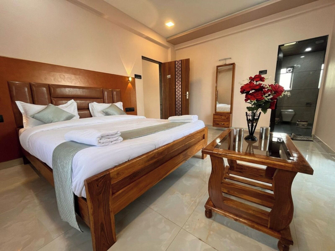 Room 2, Assort Villa, Satara