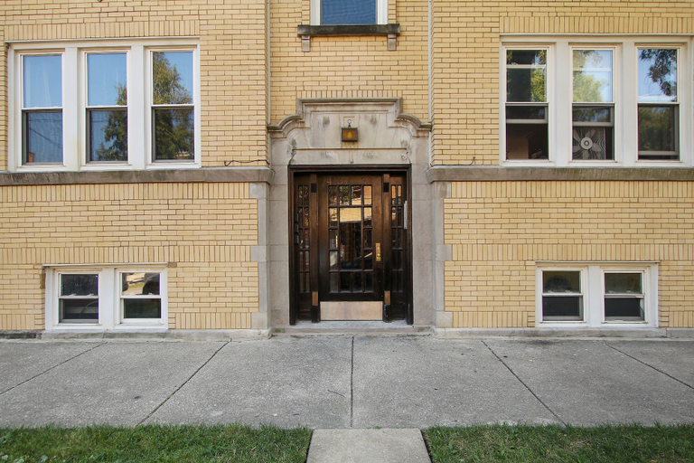 Front of property, Ideal 1BR Apt - Cullom C2, Cook