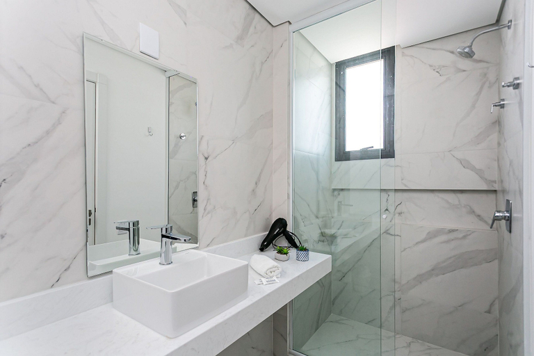 Bathroom 2, Beautiful Apart 5 Minutes From Jurere Beach Epc025, Florianopolis