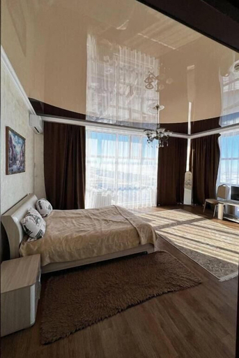 Room 3, Tau Zhetysu, Taldyqorghan