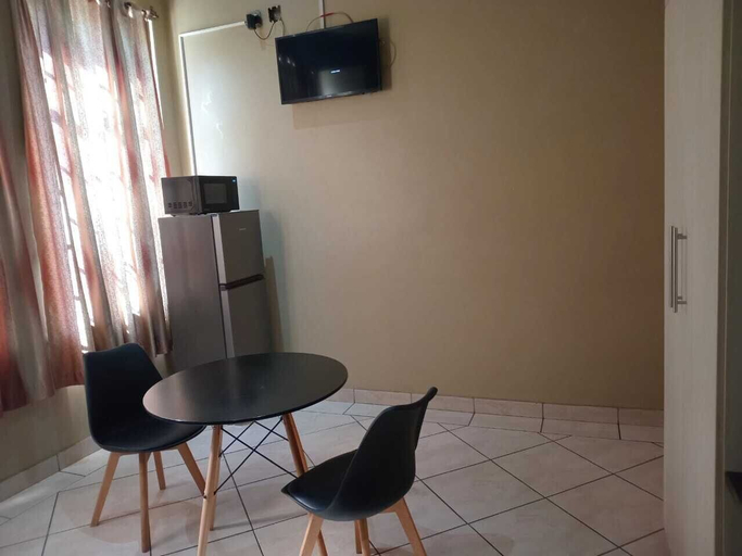 Others 4, Ebony Guest House, City of Tshwane