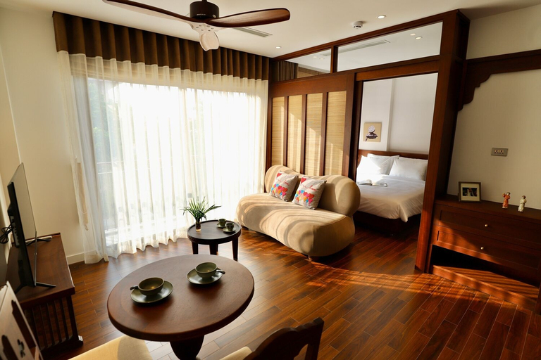 Room 2, Ba Dinh Symphony, Hoàn Kiếm