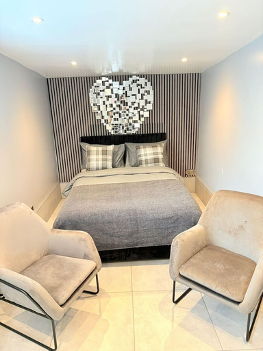 Room 5, The Garden Studio, Luton