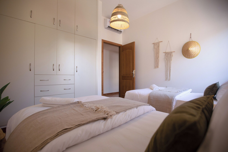 Room 2, Akl - Chic Apts & Balconies in Batroun, Batroun