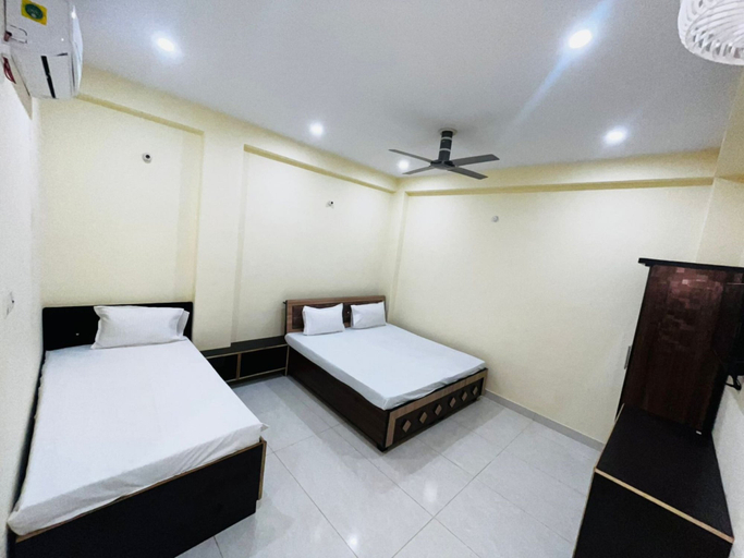 Room 4, Kashi Nagri Varanasi - Kashi Residency, Varanasi