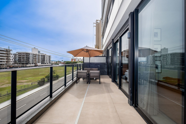 Terrace/patio 2, Apartment With/pool in Jurere Internacional Epc204, Florianopolis