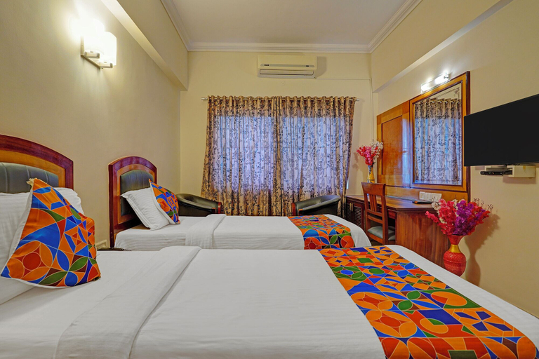 Room 5, Fabhotel Aura Inn, Bangalore