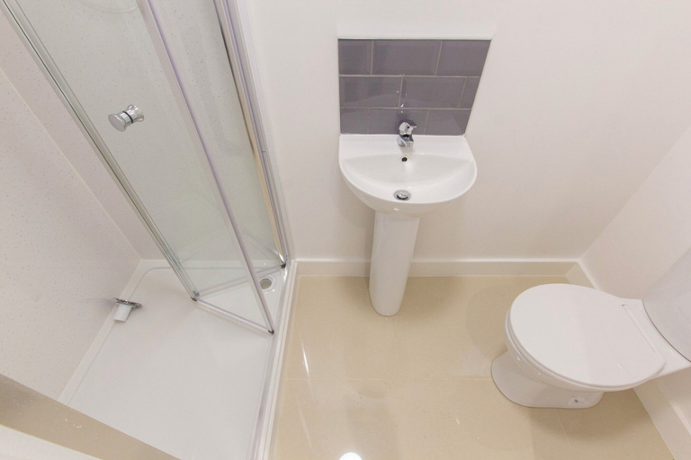 Room 4, Bridge Road - Room 2a, Southampton