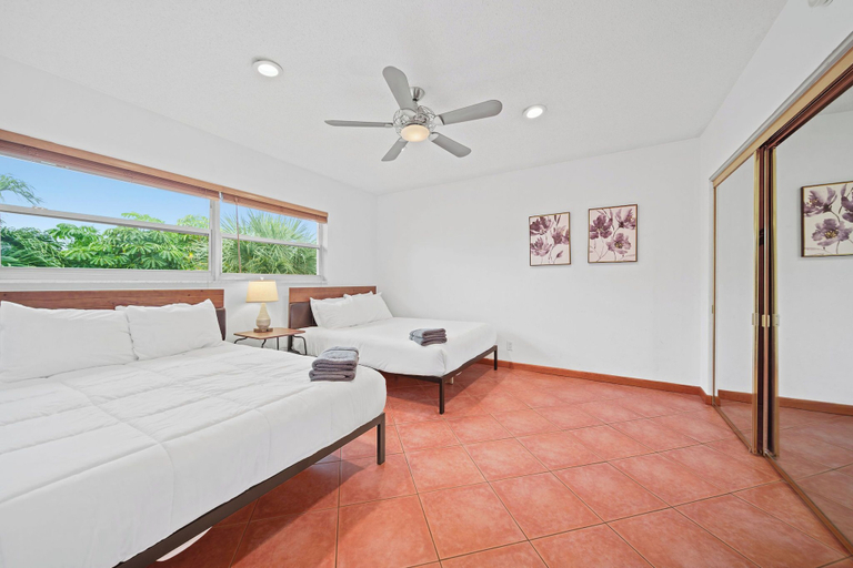 Room 2, Luxe 2BR Escape Fort Lauderdale, Broward