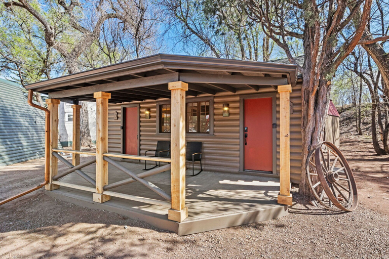 Primary image, Timber Lodge Cabin 13, El Paso