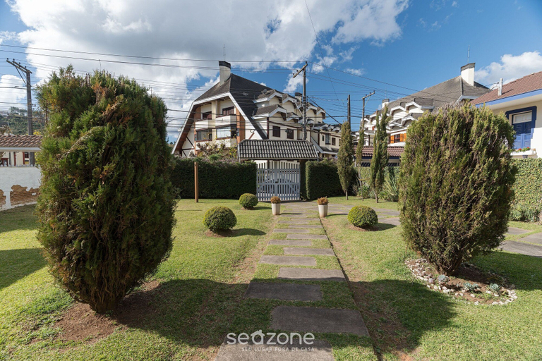 Property grounds, Large House W/fireplace in Campos do Jordao Ras175, Campo Limpo Paulista