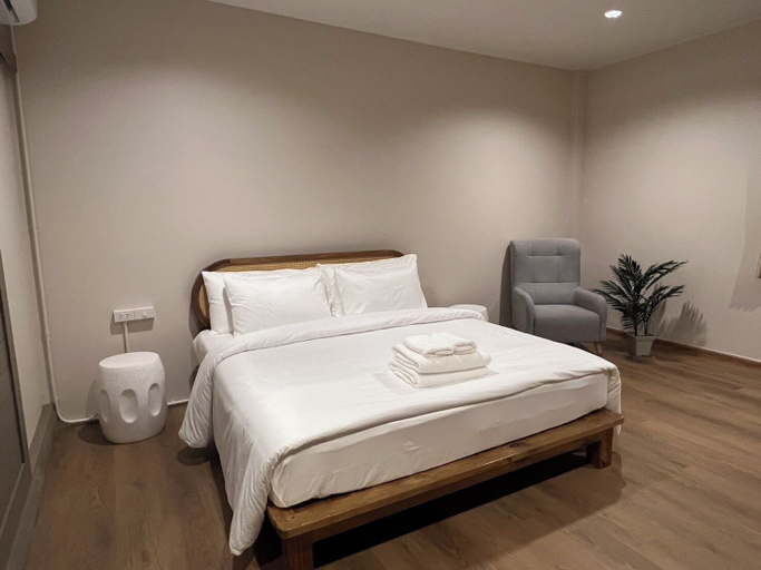 Room 2, Trat Hometown, Muang Trat