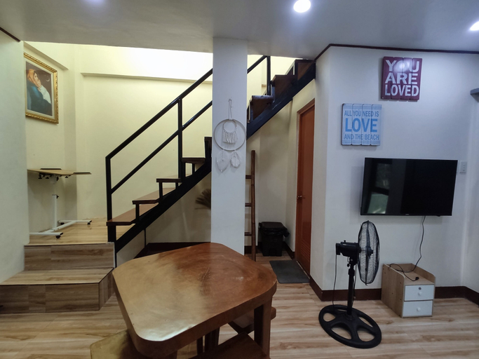 Living area 2, Boac Beach Guesthouse, Boac