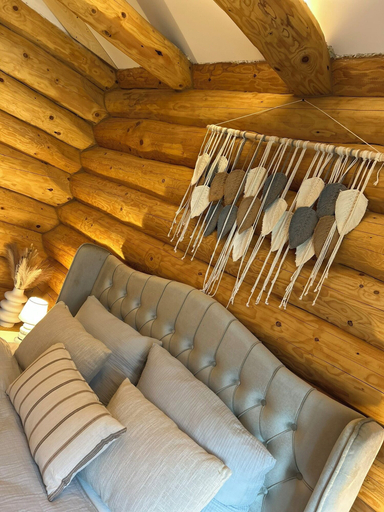 Room 2, Sub Stele Chalets, Vulcan