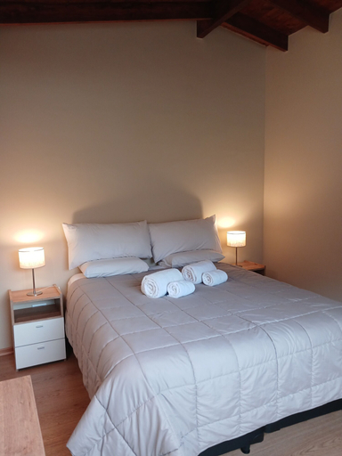 Room 5, MerKaba Aparts, Lago Argentino