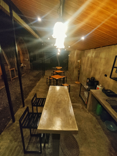 Outdoor dining 4, Boac Beach Guesthouse, Boac