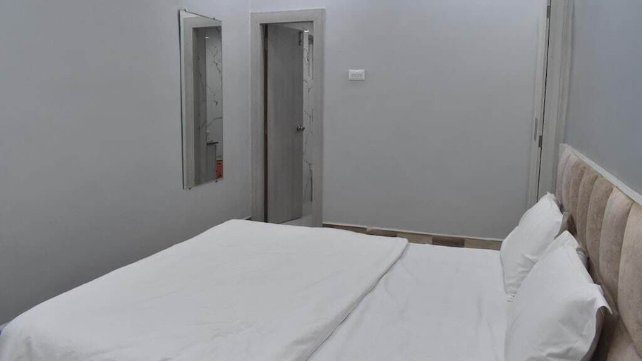 Room 4, Hotel The Lake Castle Ranchi Jharkhand, Ranchi