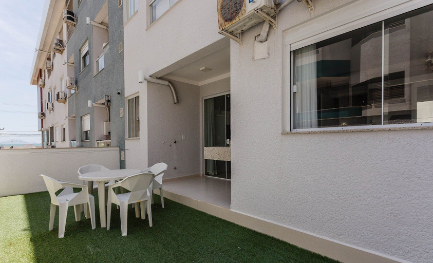 Interior, Beautiful Seaside Apartment With Barbecue Rmi0007, Florianopolis