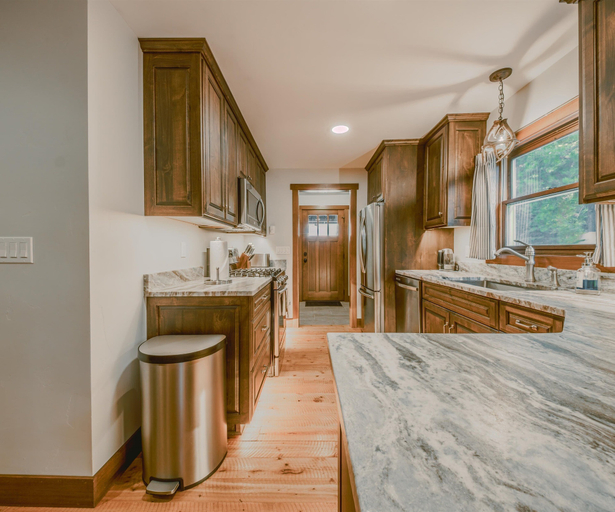 Private kitchen 3, Spotted Bear Cabin For 6, Flathead