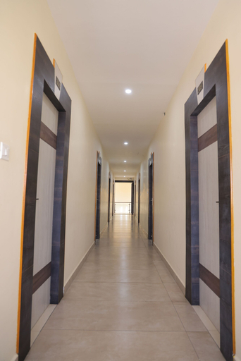 Others 5, Shrees Hotel, Erode