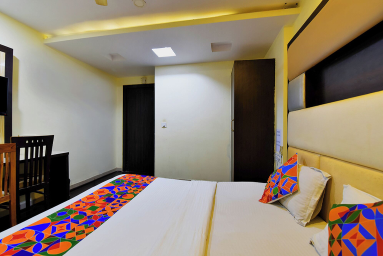 Room 2, Fabhotel Tip Top, Jaipur