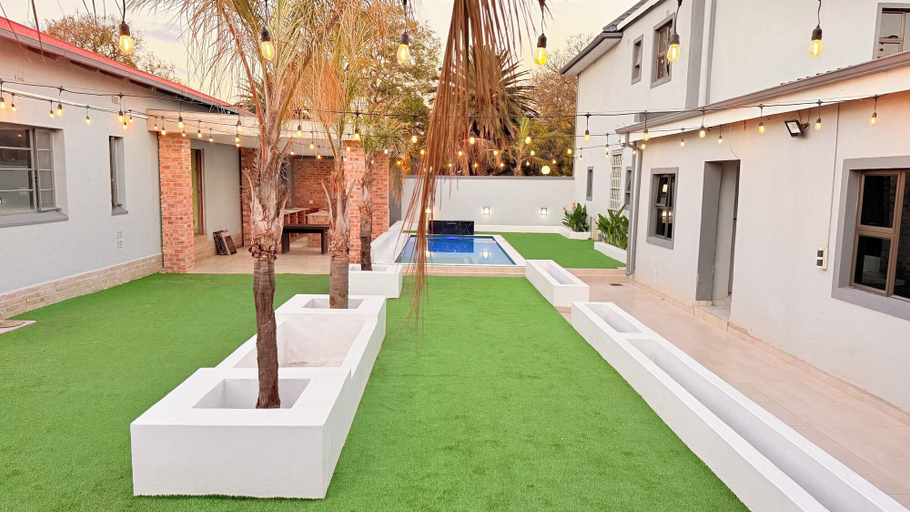 Exterior 4, Nexus Luxury Lodge, Ekurhuleni