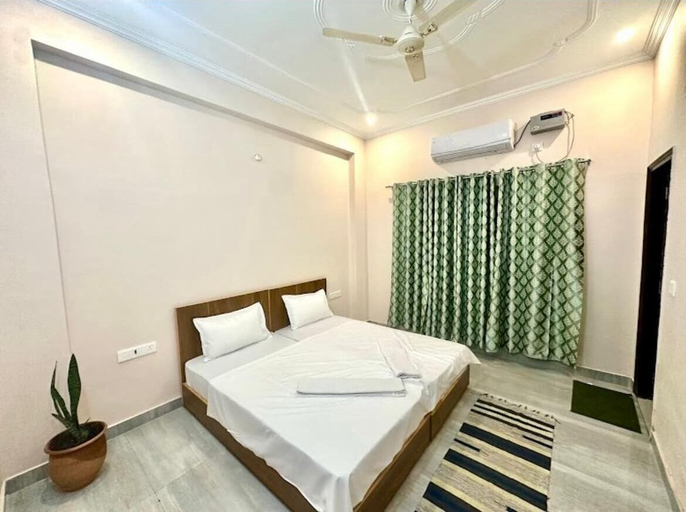 Room 5, The Yoga Oasis, Garhwal