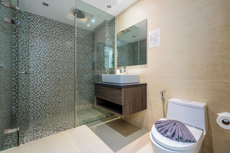 Bathroom, Minuets2PatongBeachTwinSandResortSpaC152, Pulau Phuket