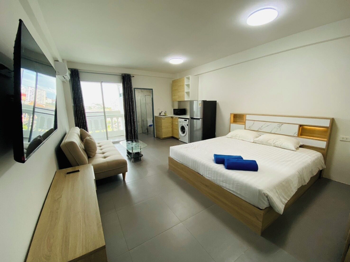Room 4, 9 Karat Condo by PSR, Pattaya