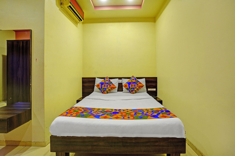 Room 2, FabHotel Wagholi Inn, Pune