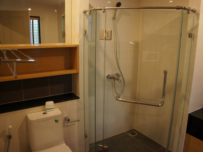 Bathroom 5, Sunset Paradise 5 Mins to the Beach C177, Pulau Phuket