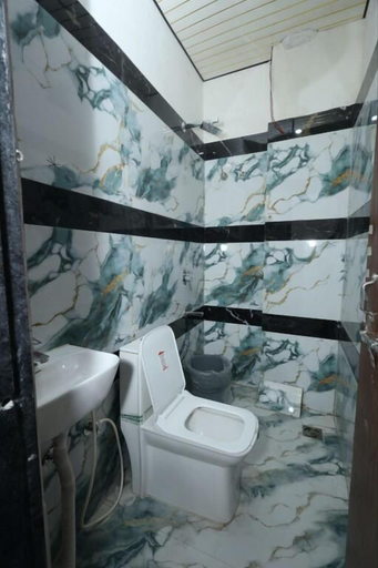 Bathroom 2, Shri Bala ji Dham, Mathura