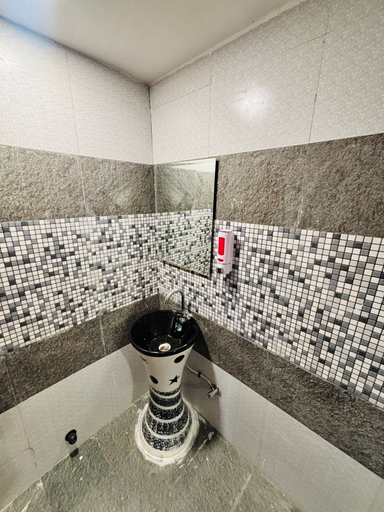 Bathroom 2, Hotel Dream Villa, Ludhiana