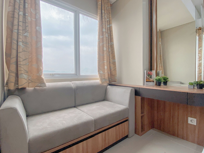 Room 5, Modern Scandinavian Studio At Lrt City Sentul - Royal Sentul Park Apartment, Bogor