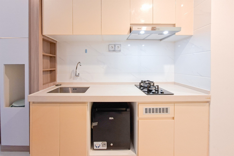 Private kitchen 2, Modern Earth Tone Minimalist Studio At Sky House Bsd Apartment, Tangerang