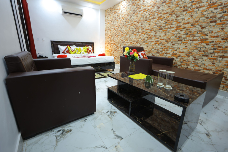 Others 5, Hotel Rajani Bareilly AC Room, Bareilly