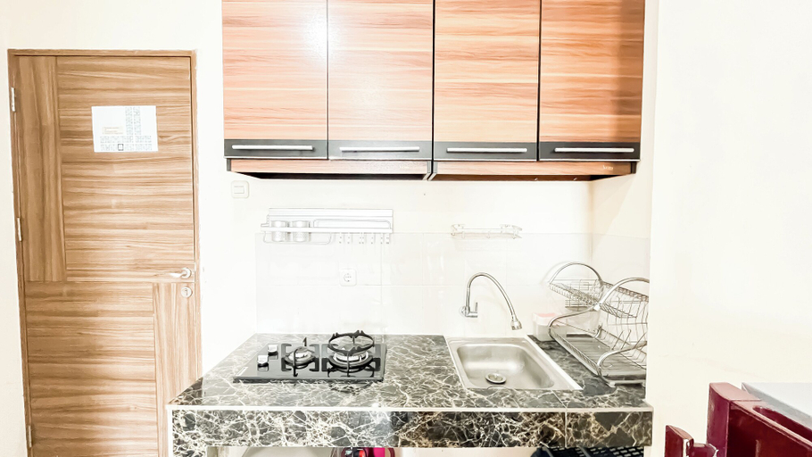 Private kitchen 5, 2Br Medina Apartment Near Pelita Harapan University, Tangerang